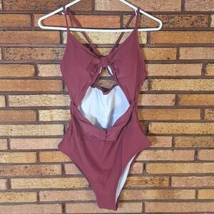 NWT Cupshe Large Maroon One Piece Front Cut Out Swimsuit